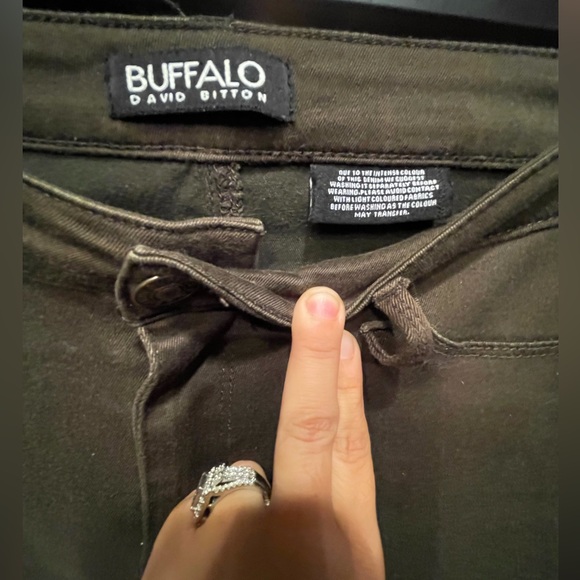 Buffalo David Bitton Green Army Stretch Mid Rise Jegging, Pocket Front seal 8/29 - Picture 3 of 12